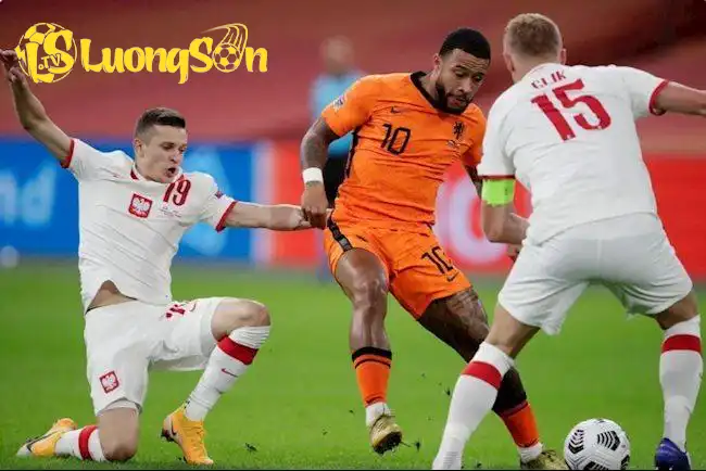 Đội chủ nhà với phong độ và trình độ cao hơn được dự đoán sẽ giành chiến thắng. Đội chủ nhà với phong độ và trình độ cao hơn được dự đoán sẽ giành chiến thắng