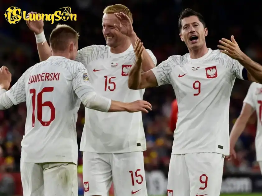 Ba Lan có sự trở lại của Lewandowski