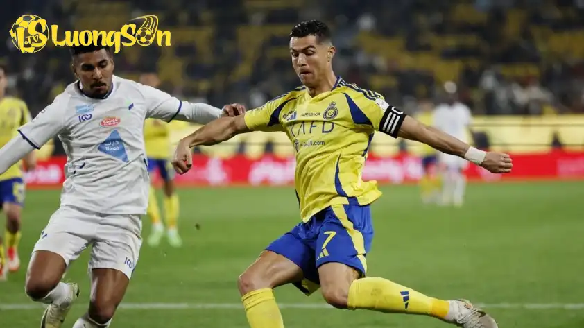 Al Nassr được dự đoán sẽ tiếp đà chiến thắng khi tiếp đón Al Fateh. Al Nassr được dự đoán sẽ tiếp đà chiến thắng khi tiếp đón Al Fateh.