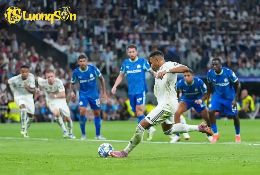 Mbappe nên được ưu tiên đá 11m ở Real - Ảnh: La Liga Mbappe nên được ưu tiên đá 11m ở Real